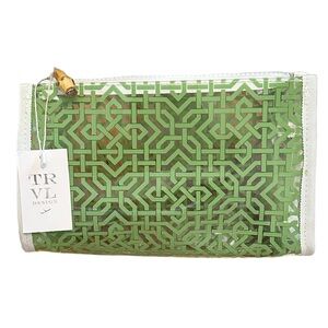 NEW TRVL DESIGN women's lattice daytripper set toiletry bag in green & clear